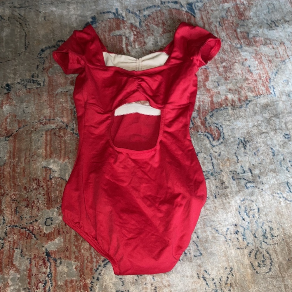 red leotard - Picture 2 of 3